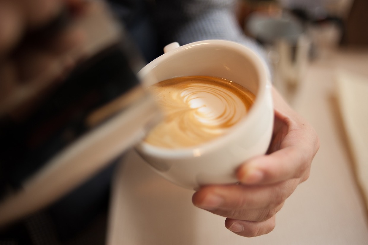 barista latte art